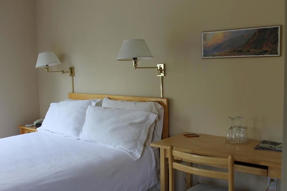 Mackenzie House B&B By Elevate Rooms Порт-Хоксбери Экстерьер фото